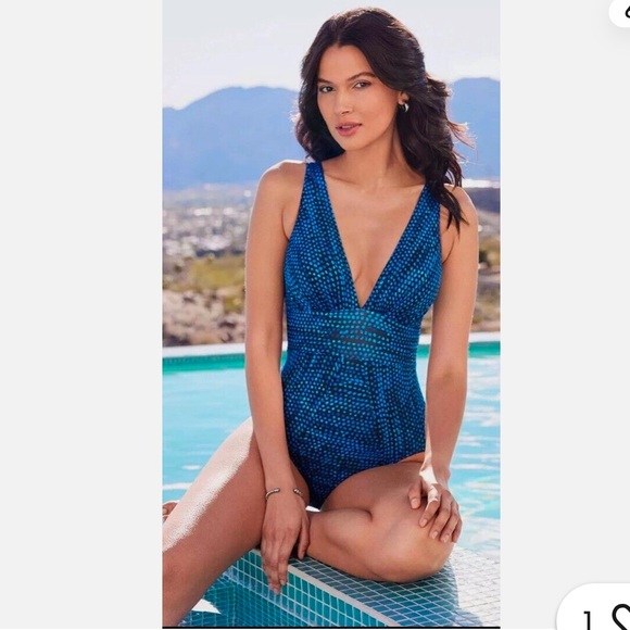 NWT MIRACLESUIT
Odyssey One Piece, Dot Com - Picture 2 of 6